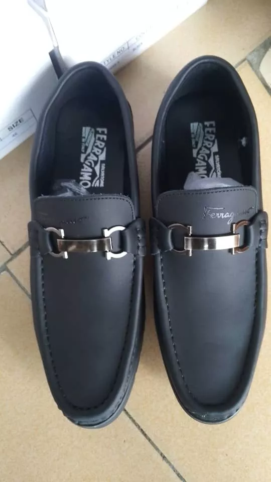 Ferragamo Men’s Black Leather Loafers