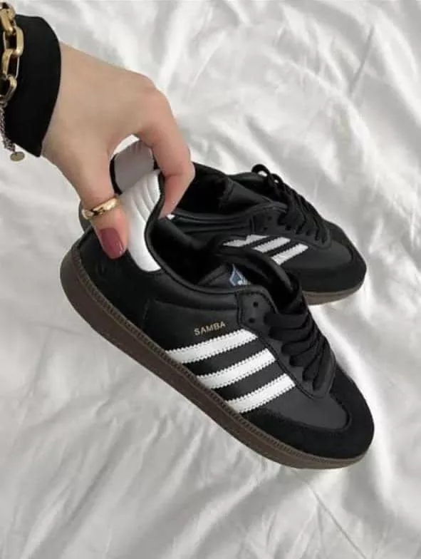 Adidas Samba Classic Sneakers