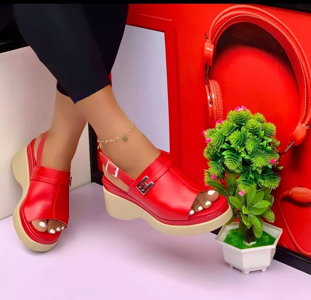 Fashionable Women's Red Wedge Heel