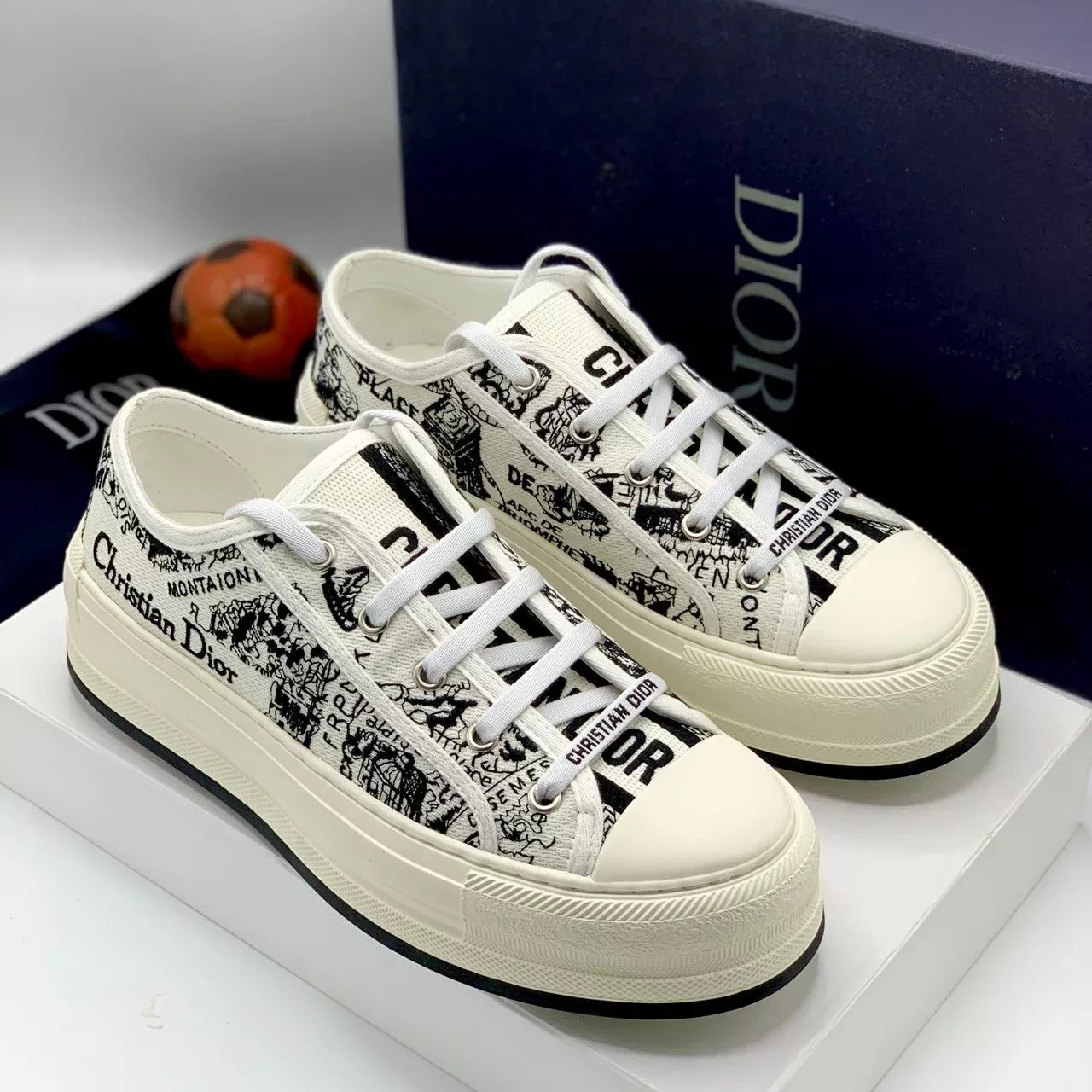 Christian Dior Sneakers