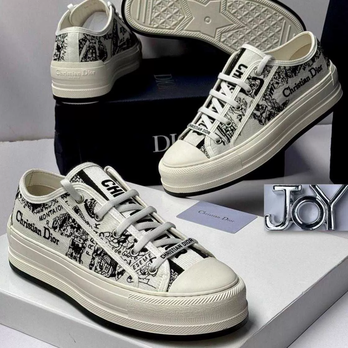 Nike Air Force 1 Sneakers