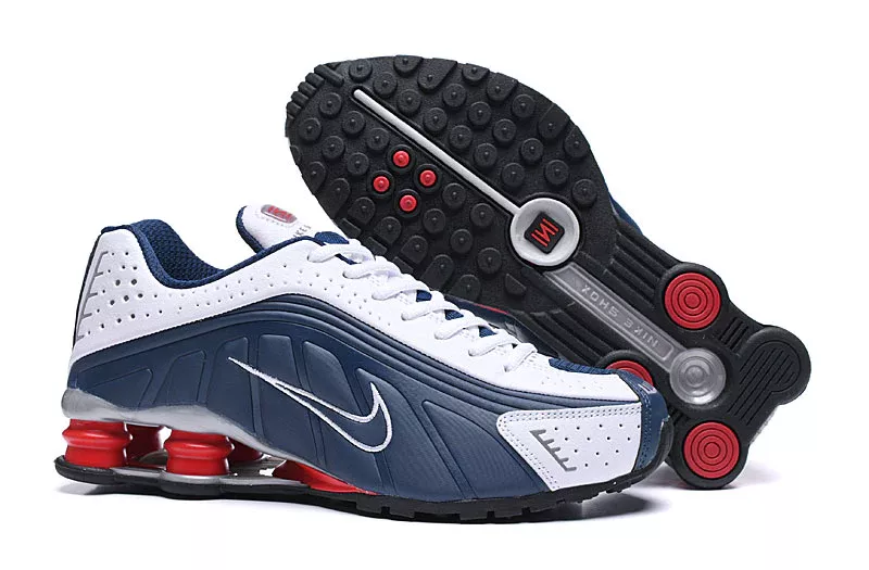 Nike Shox R4