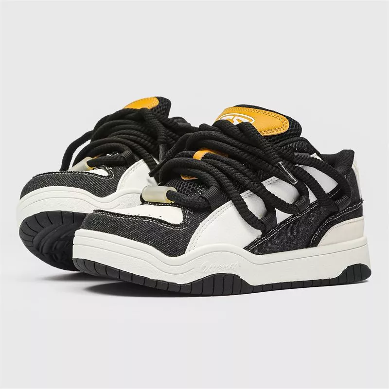 Divine Dynasty X9X Sneakers Black & White