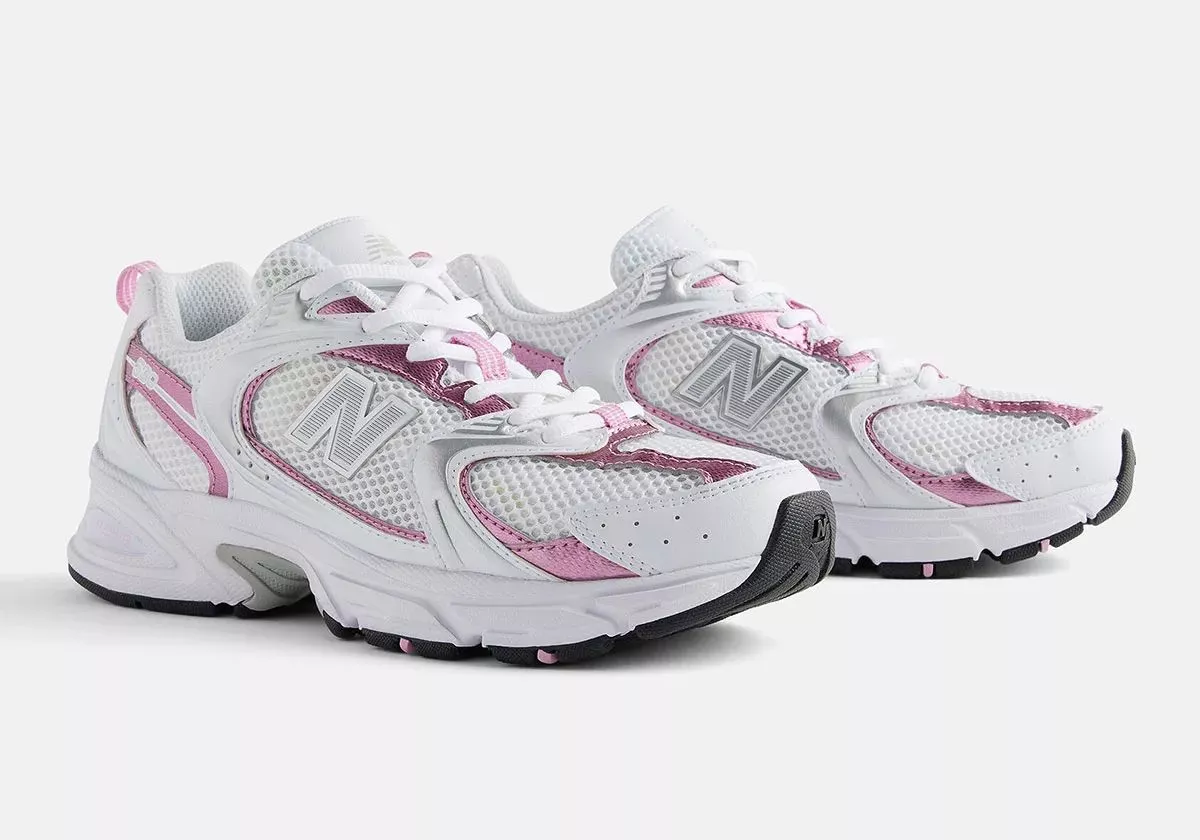 New Balance 530 Athletic Sneakers - White / Pink
