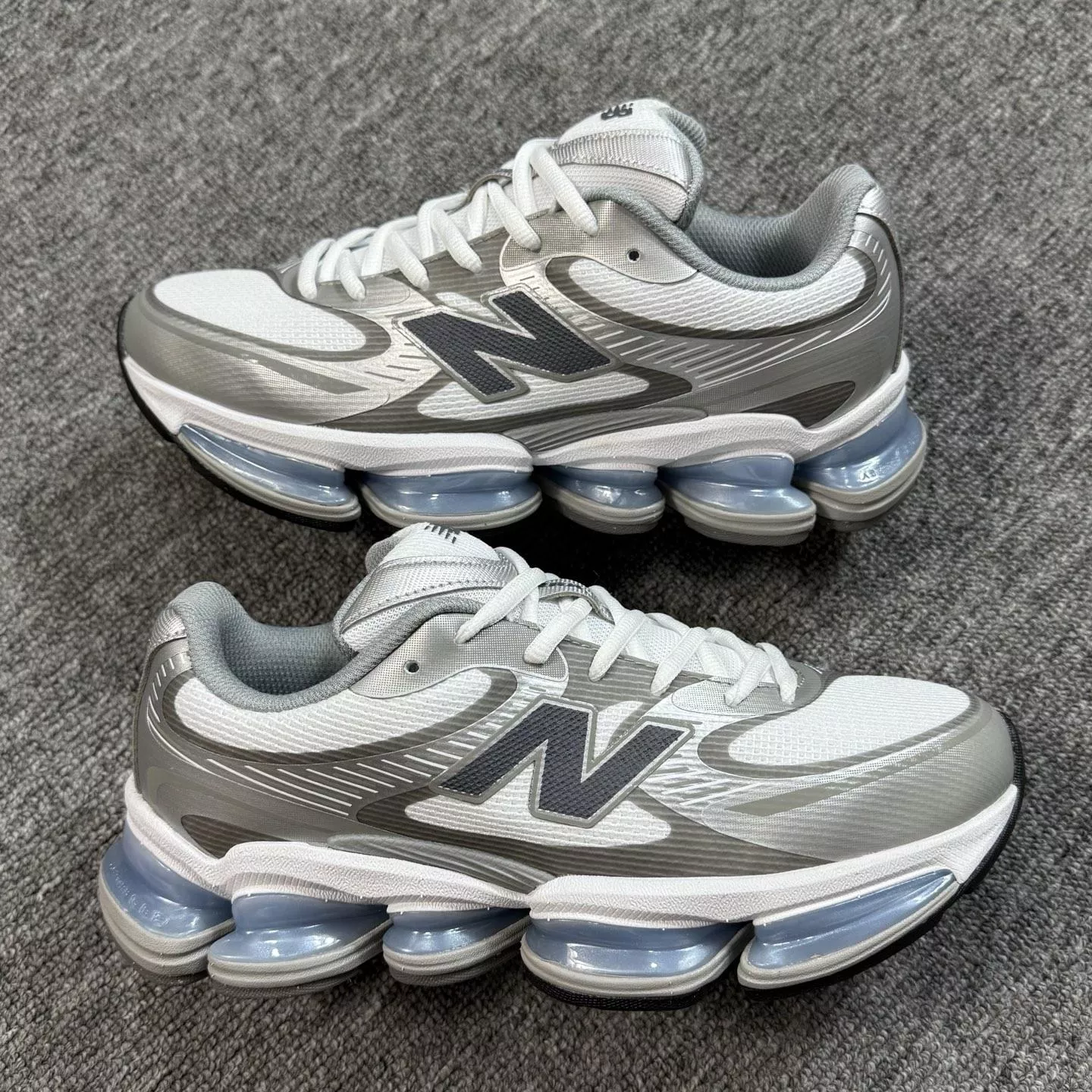 New Balance ABZORB 2000 – White / Silver Metallic