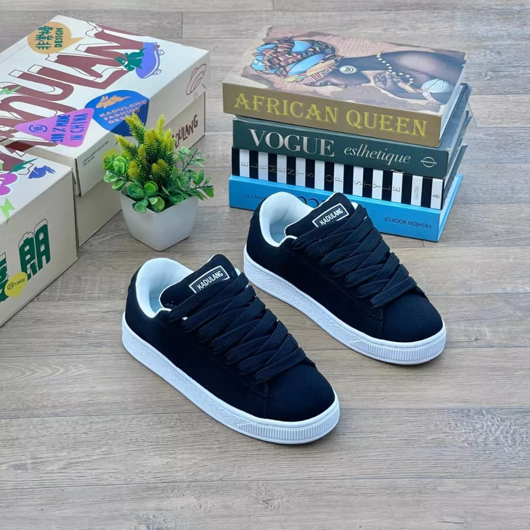 Kadulang Classic Dark Sneaker
