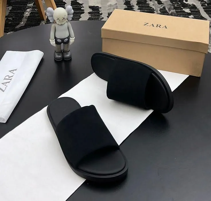 Zara Suede Foamy Slides – Black