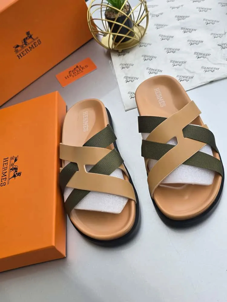 Hermès Kazimir Sandal – Tan & Olive