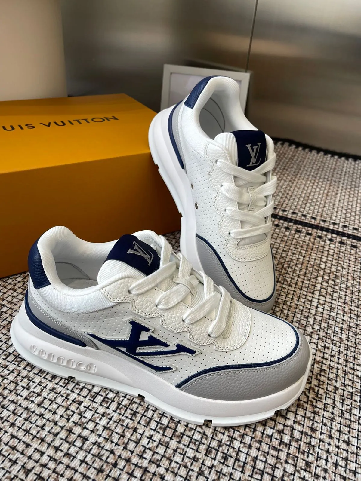 Louis Vuitton LV Classic Sneakers White & Grey