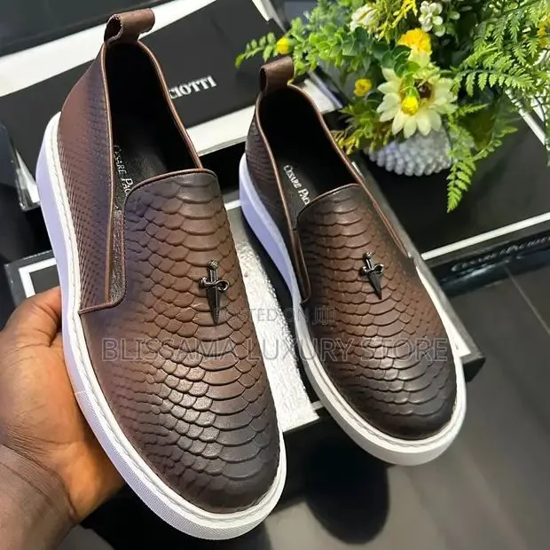 Cesare Paciotti Textured Slip-On Loafers