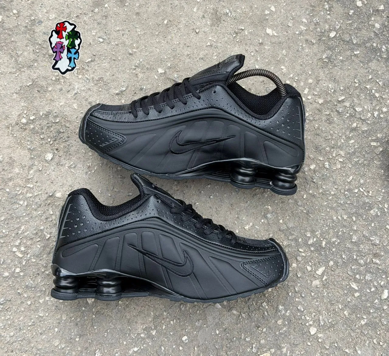 Nike Shox R4 sneakers