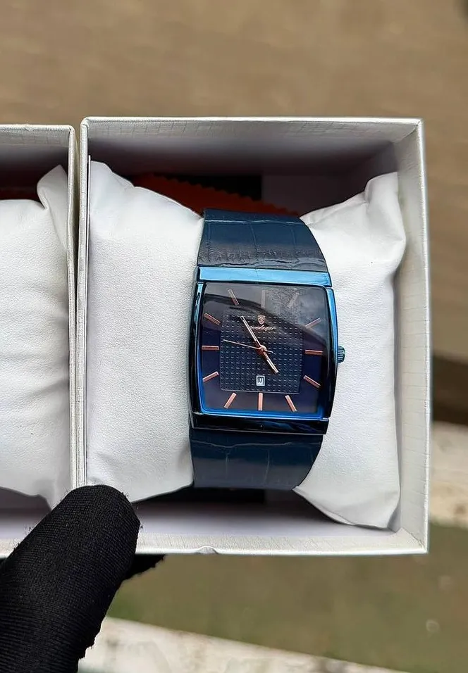 Poedagar Leather Wristwatch