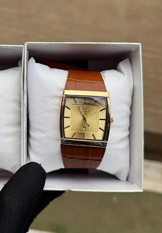 Poedagar Leather Wristwatch